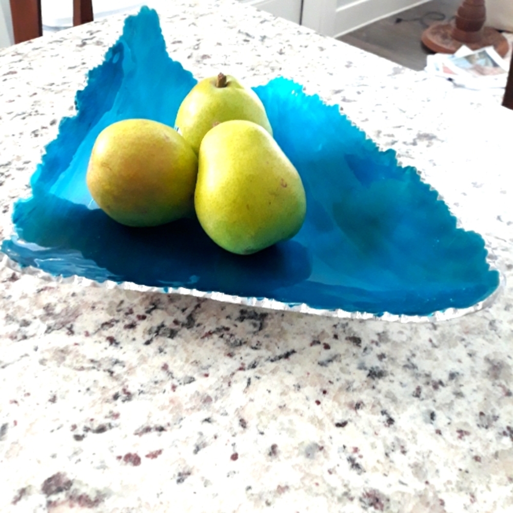 Contemporary decor piece in aqua resin and silver